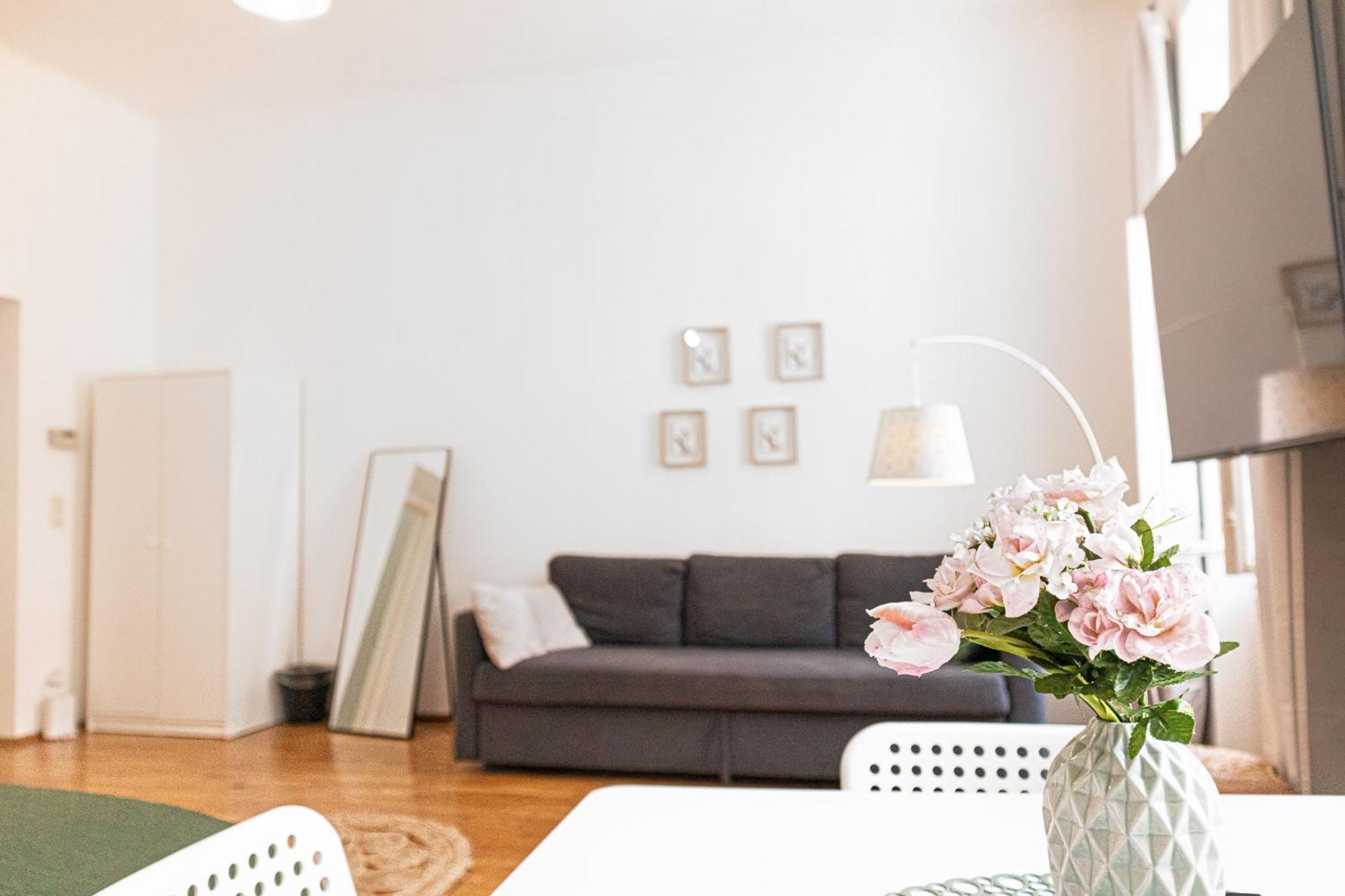 Charming 2br Apt, Ideal For Long-term Near Rennweg Apartment Wien